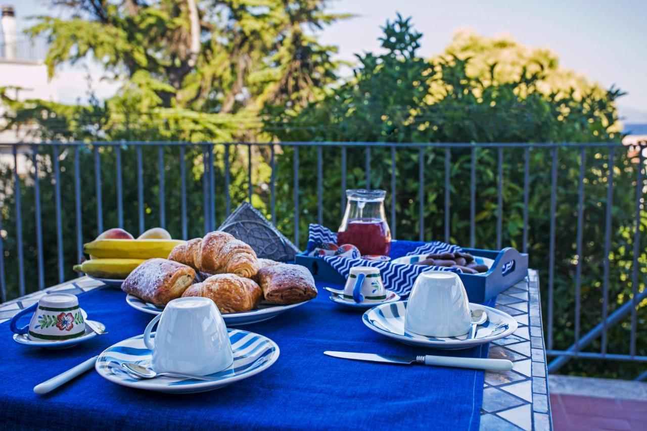 B&B Al Blu Gaeta Luaran gambar
