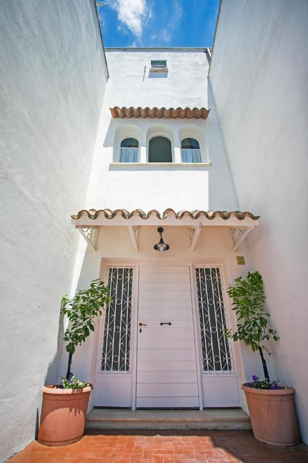 B&B Al Blu Gaeta Luaran gambar