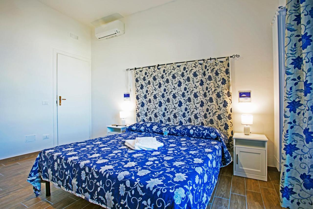 B&B Al Blu Gaeta Luaran gambar